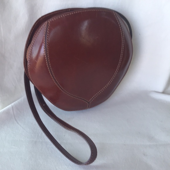 De Veccchi cognac brown buck stitch leather crossbody bag - Picture 2 of 11